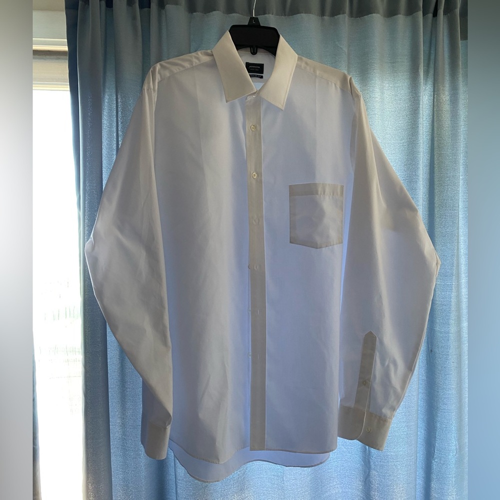 Arrow Men's White Dress Shirt Large